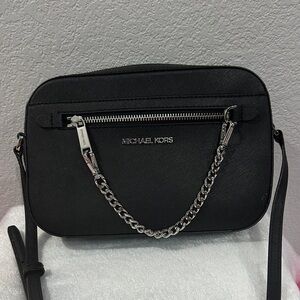 Michael Kors Black Jet Set Crossbody Bag with Silver Hardware